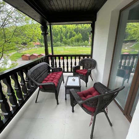 Castle Residence Apt. Eminescu Busteni Bagian luar foto